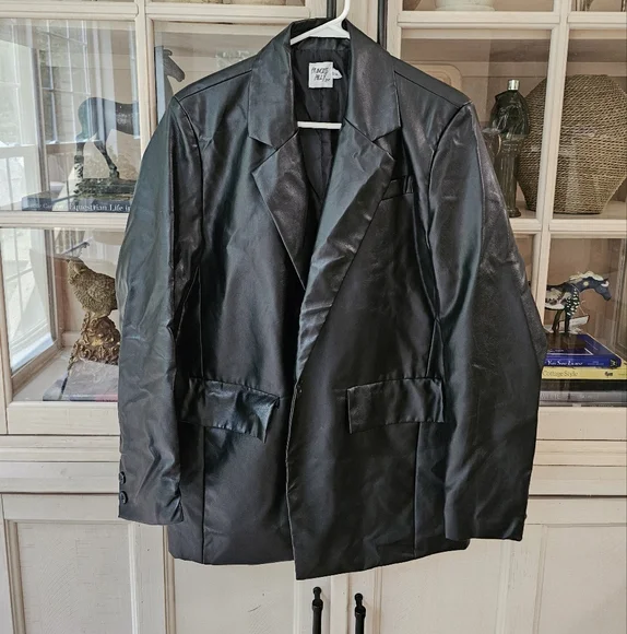 Princess Polly Jocelyn Blazer - Picture 3 of 10